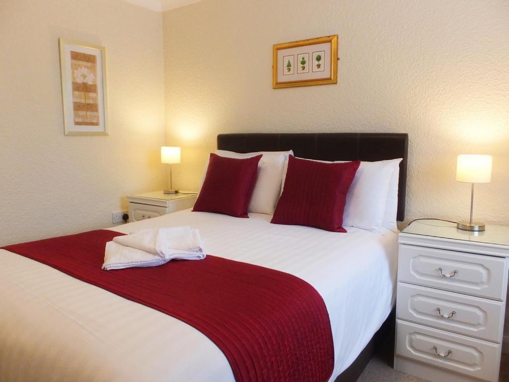 ווינדרמר Holmlea Guest House Exclusively For Adults מראה חיצוני תמונה